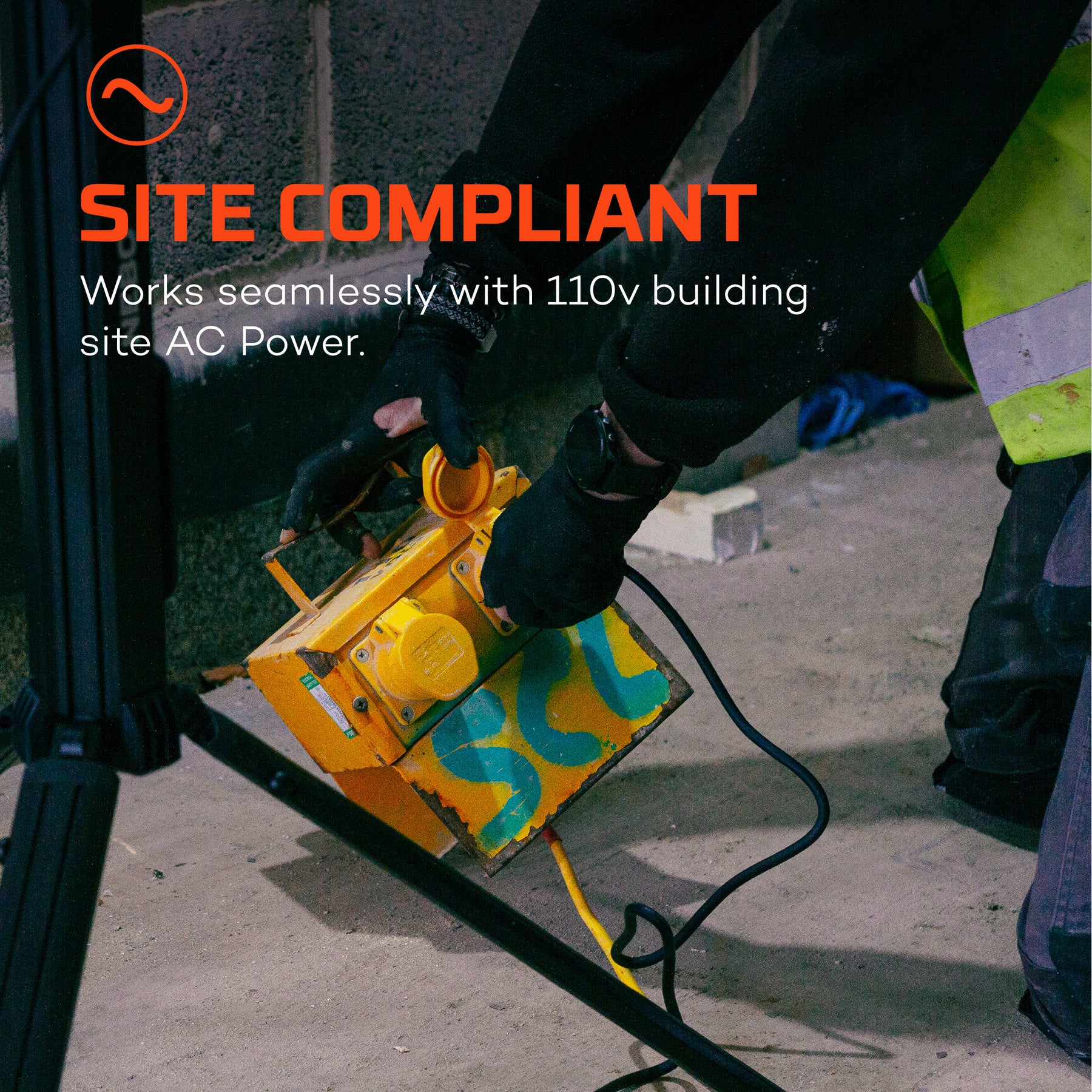 2 Head Tripod Light - Image 5